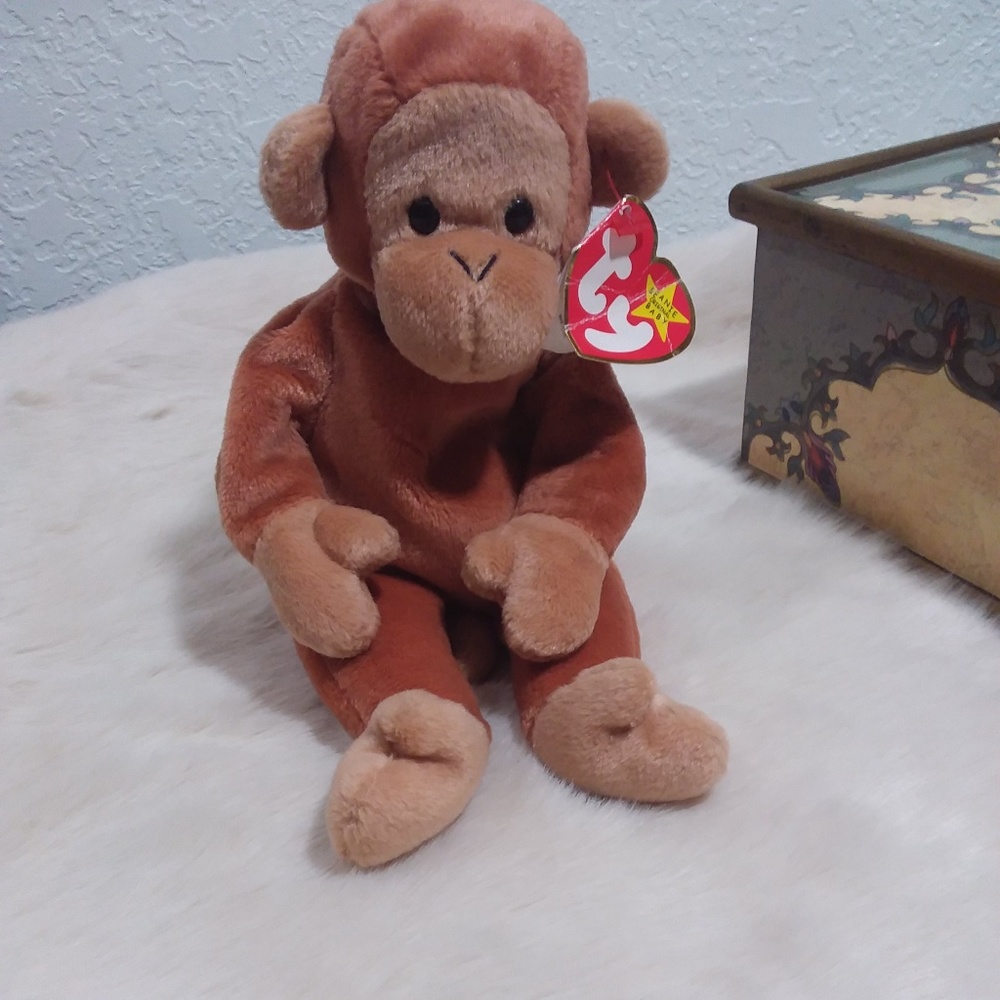 Ty beanie babies bongo the monkey born 8.17.1995